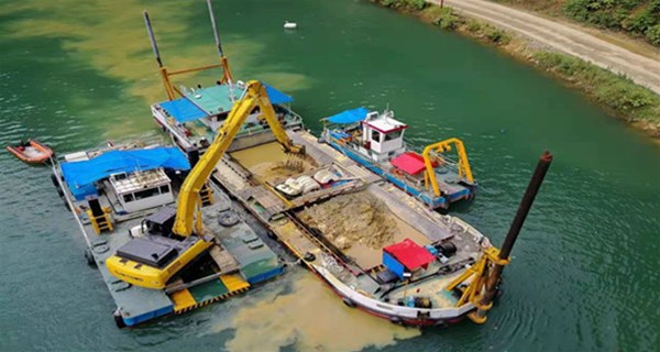 濰坊東洋?？浦毓び邢薰舅贤跈C(jī)平臺(tái)船性能工作效率如何